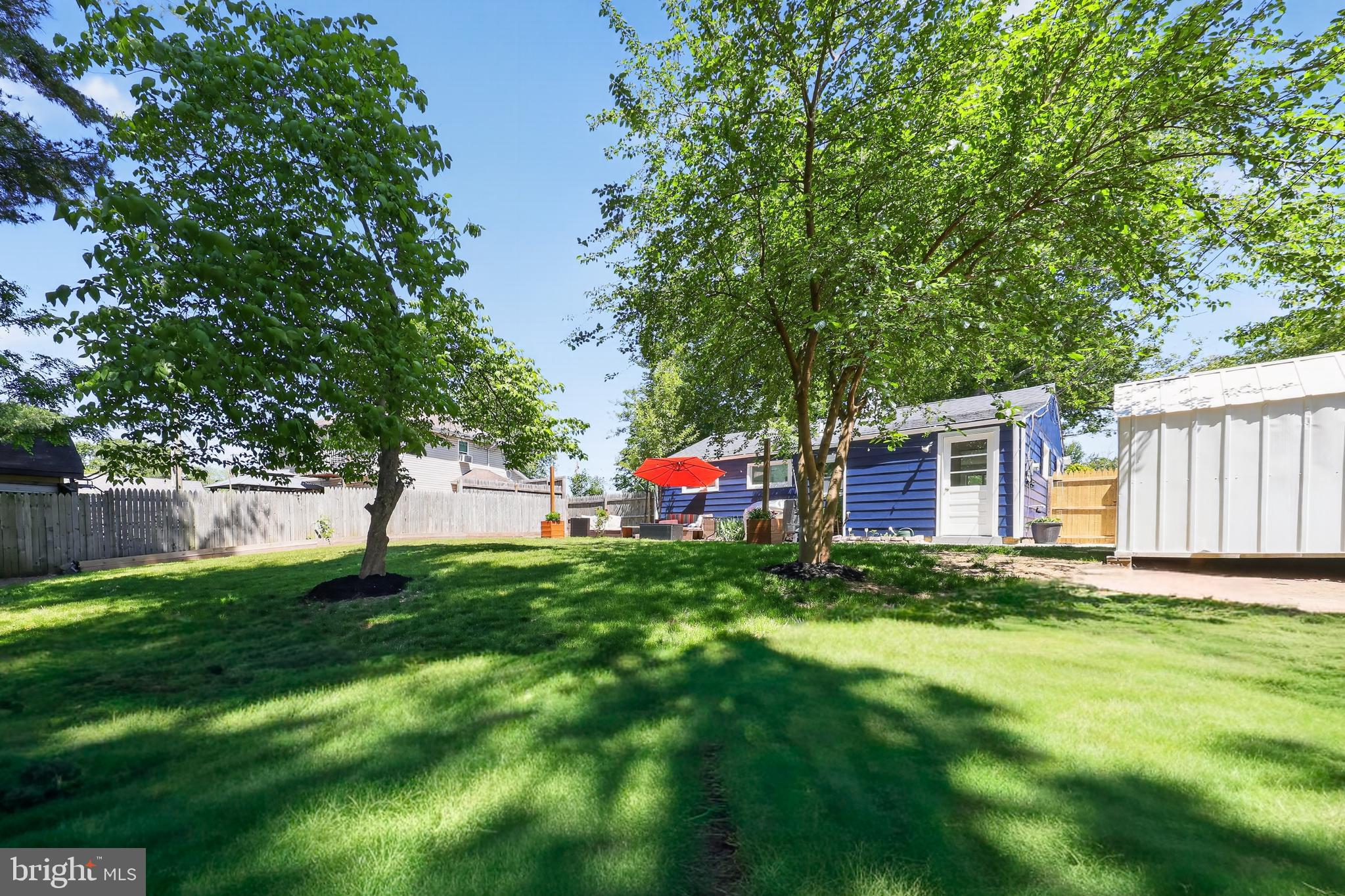 CASTLE HILLS - Residential