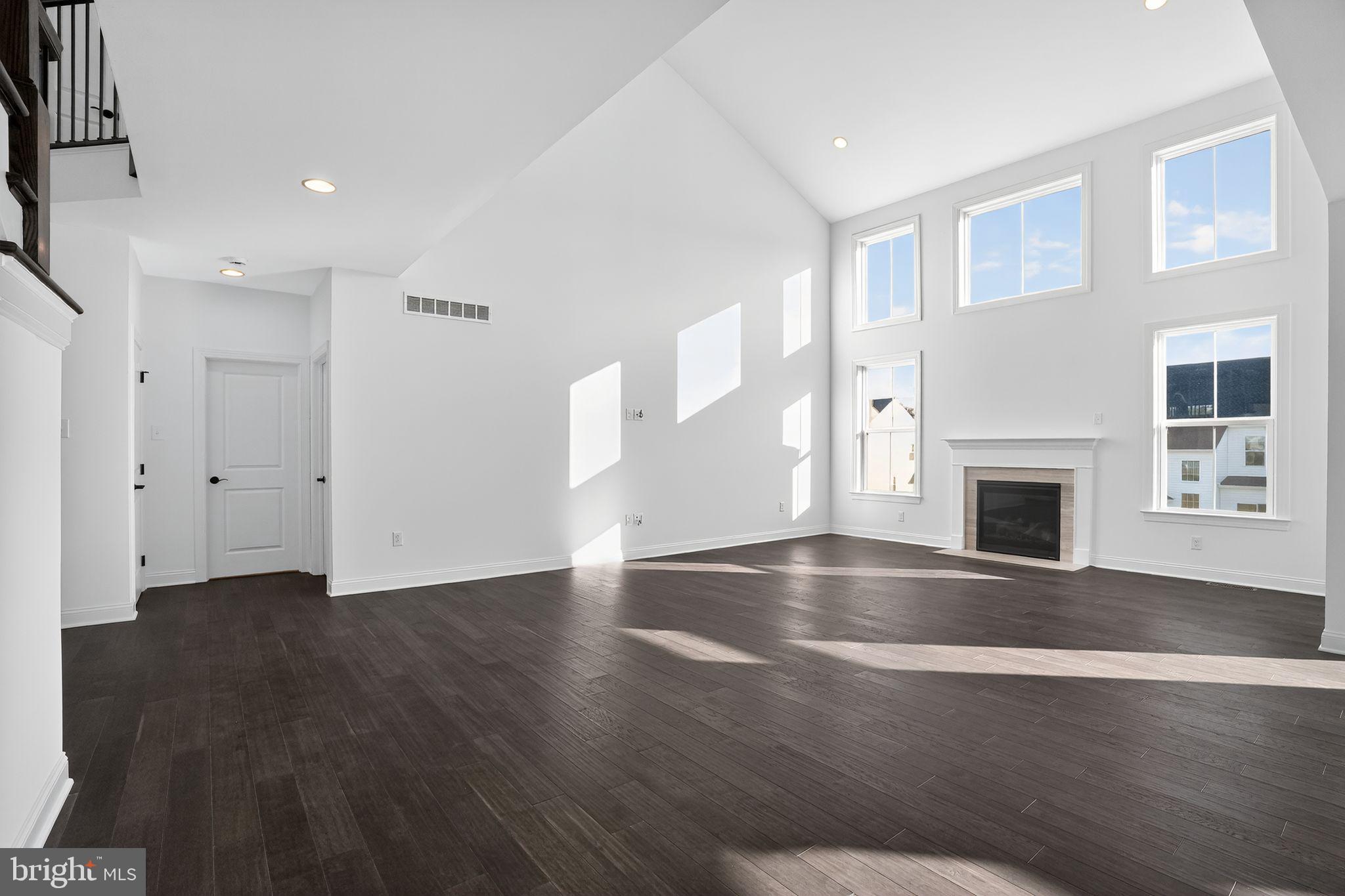 THE MEADOWS AT LONGVIEW - Residential