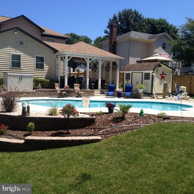 ROLLINGWOOD VILLAGE - Residential