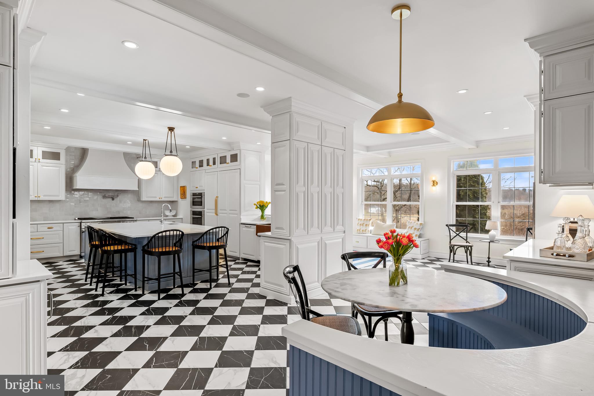 RIVER DOWNS - Residential