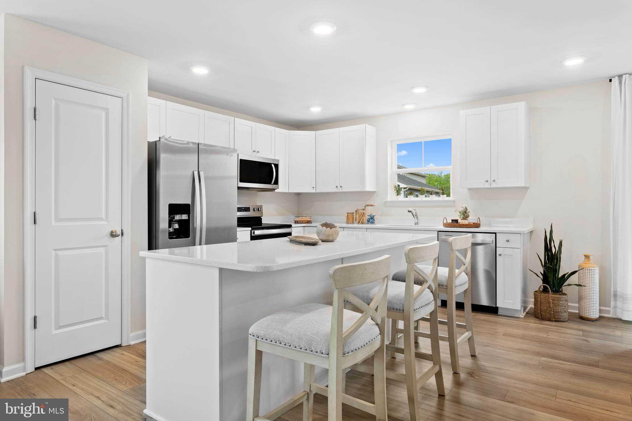 KING'S CROSSING - Residential