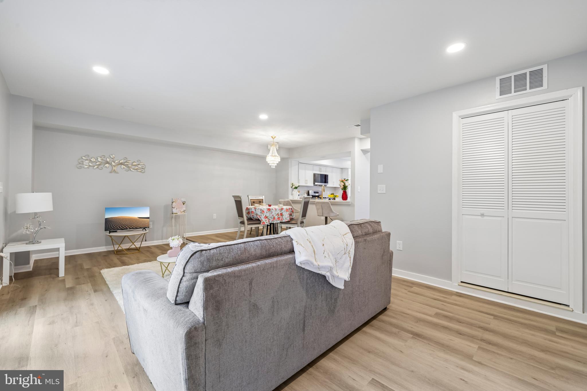 NORTH GATE TOWNE HOMES - Residential
