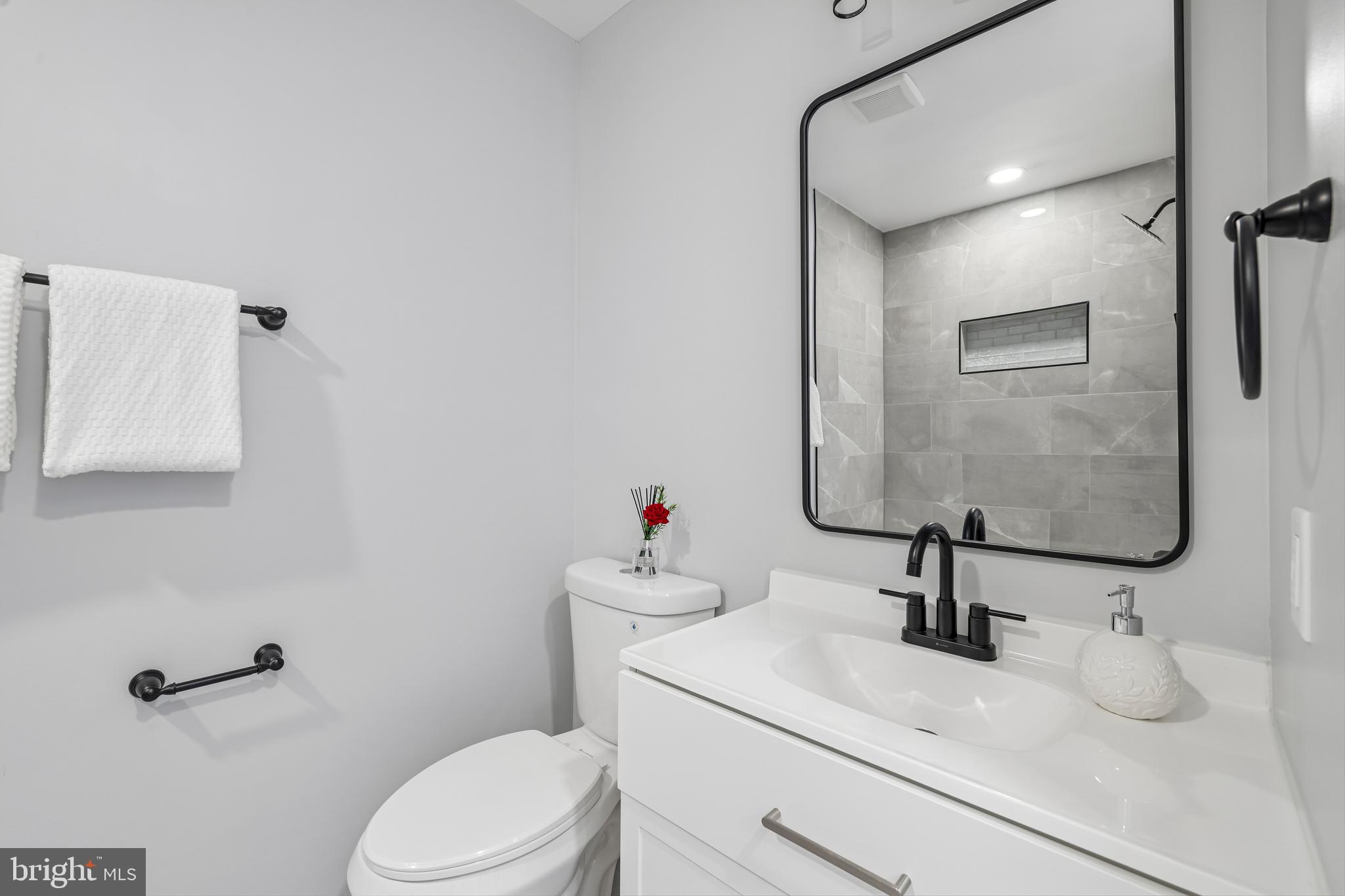 NORTH GATE TOWNE HOMES - Residential