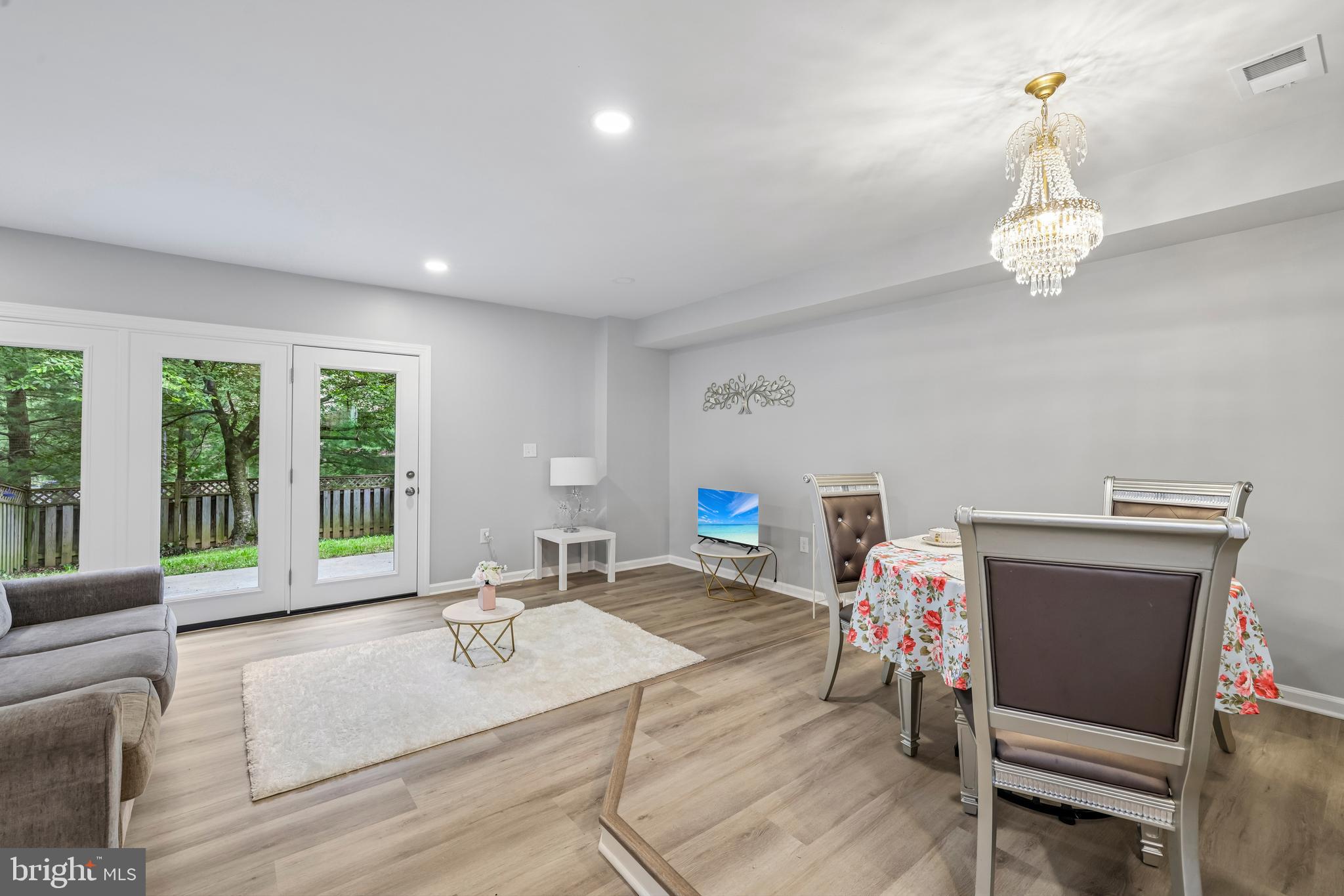 NORTH GATE TOWNE HOMES - Residential