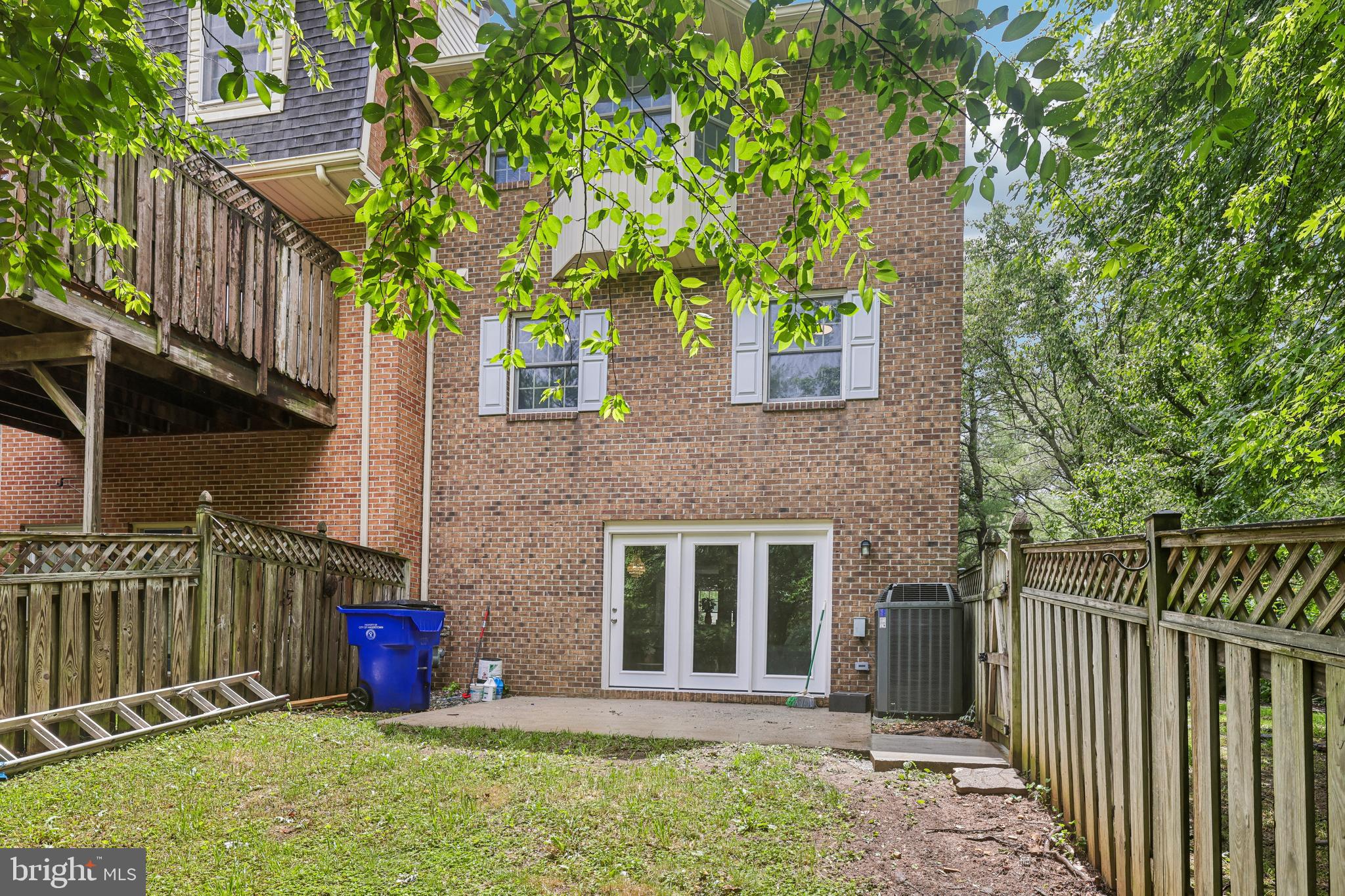 NORTH GATE TOWNE HOMES - Residential