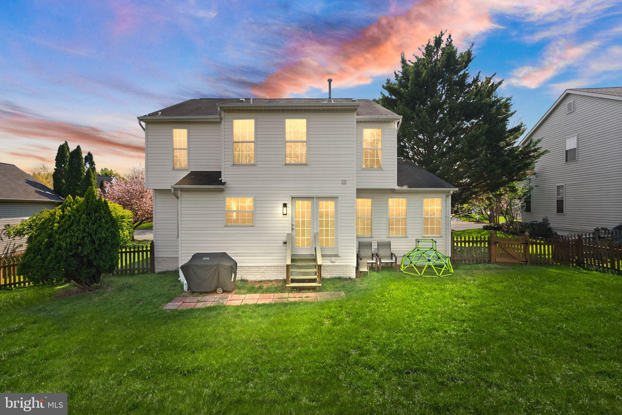 GREENHILL CROSSING - Residential