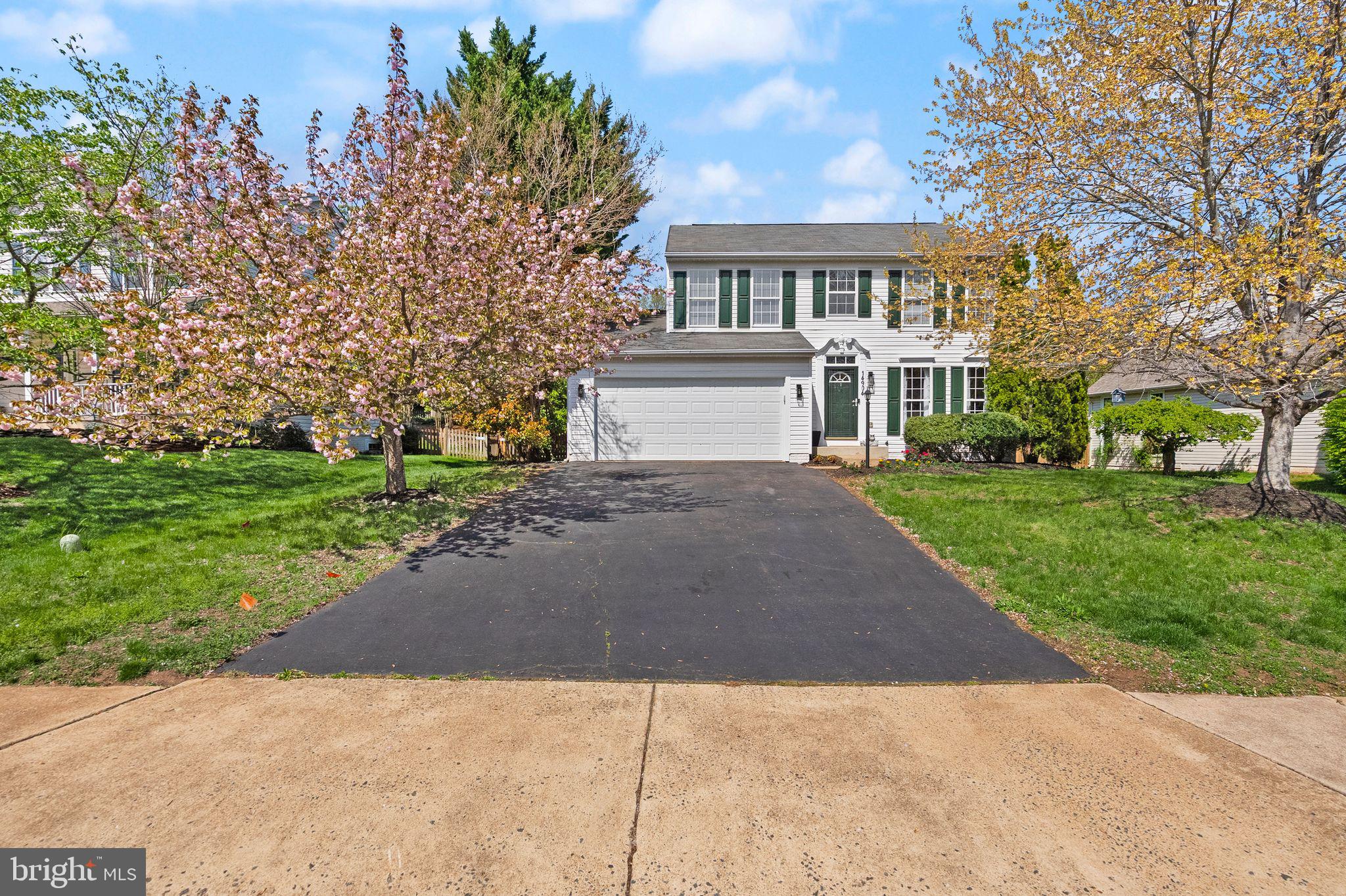 GREENHILL CROSSING - Residential