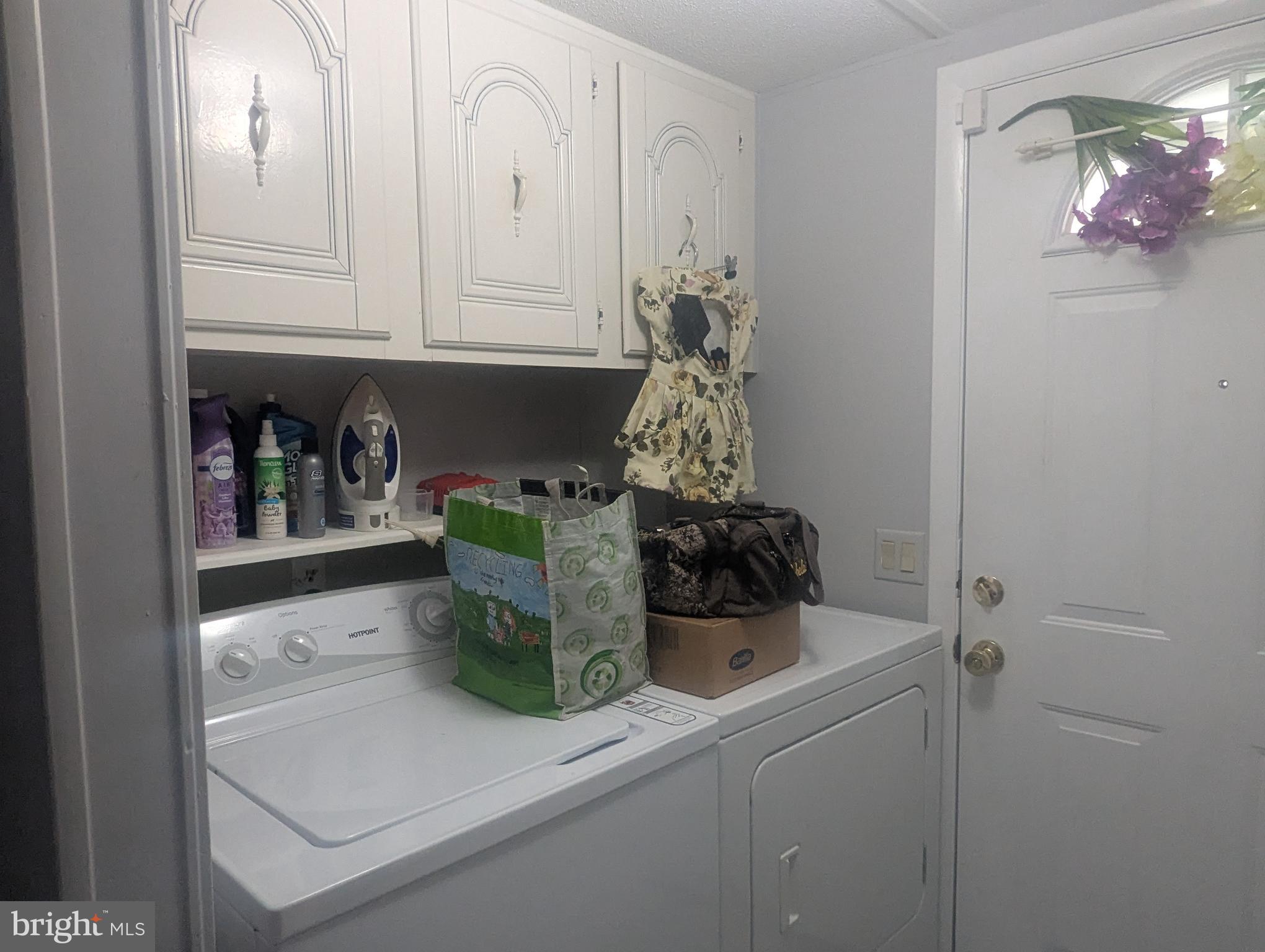 POTNETS CREEKSIDE - Residential