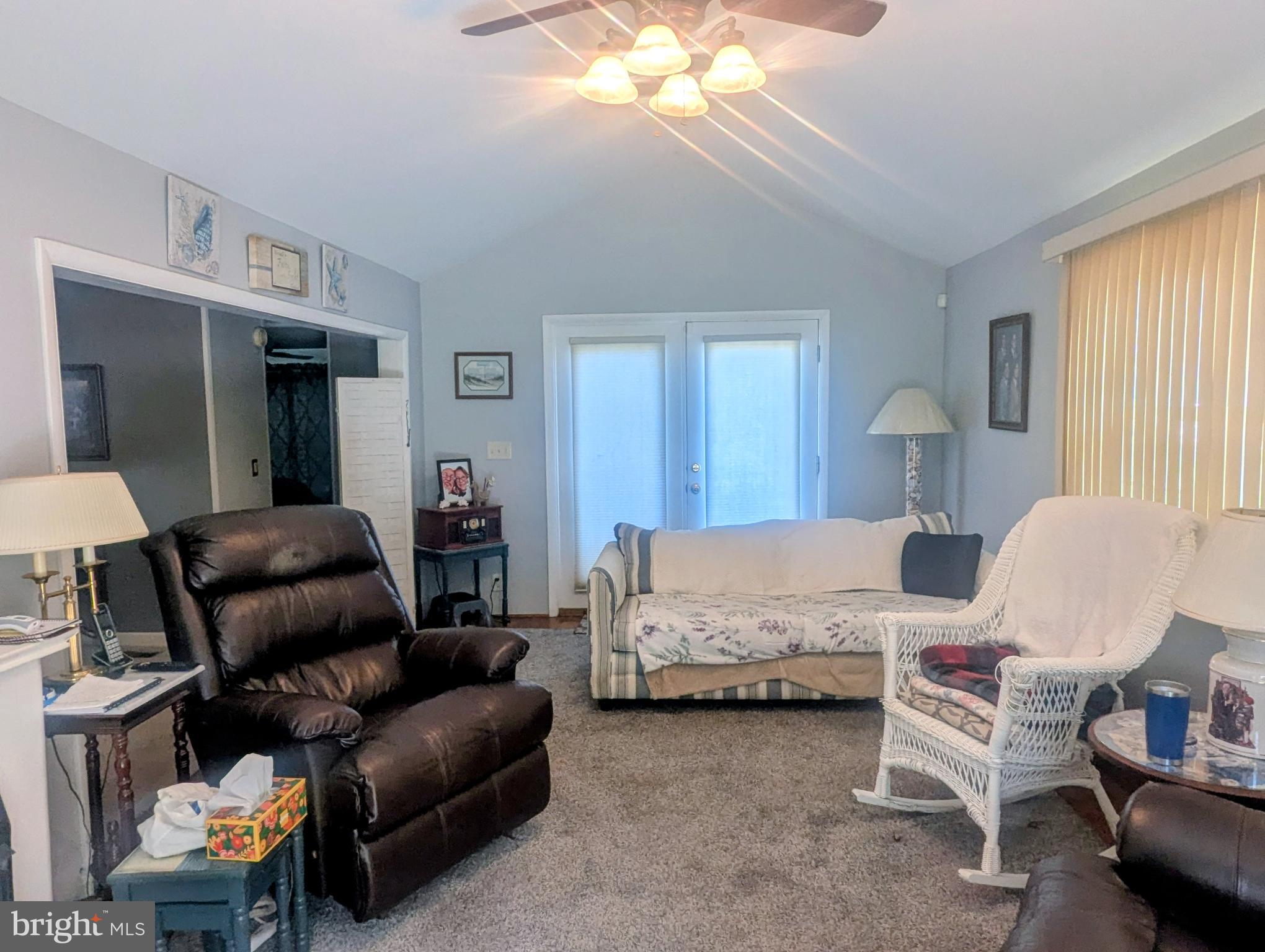 POTNETS CREEKSIDE - Residential