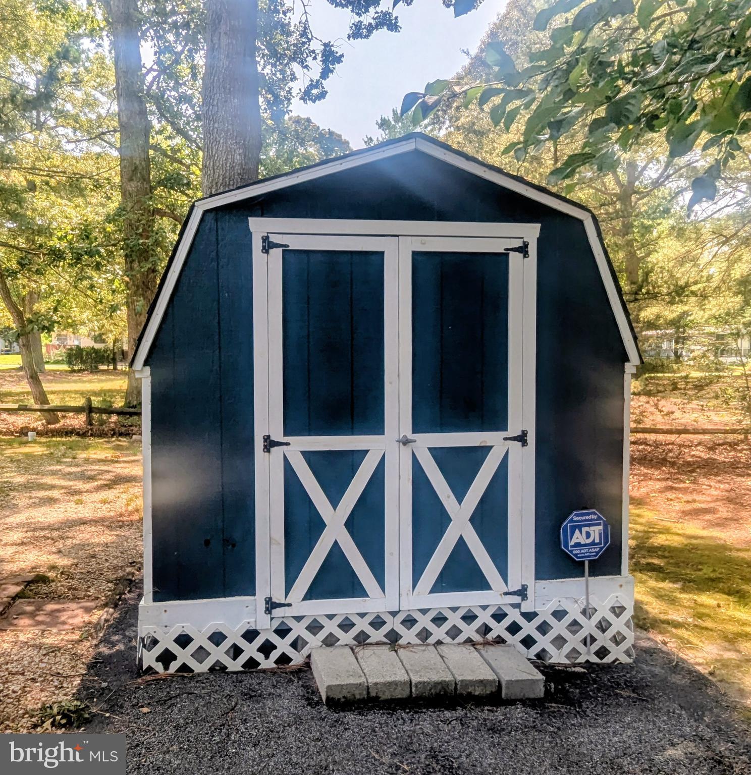 POTNETS CREEKSIDE - Residential