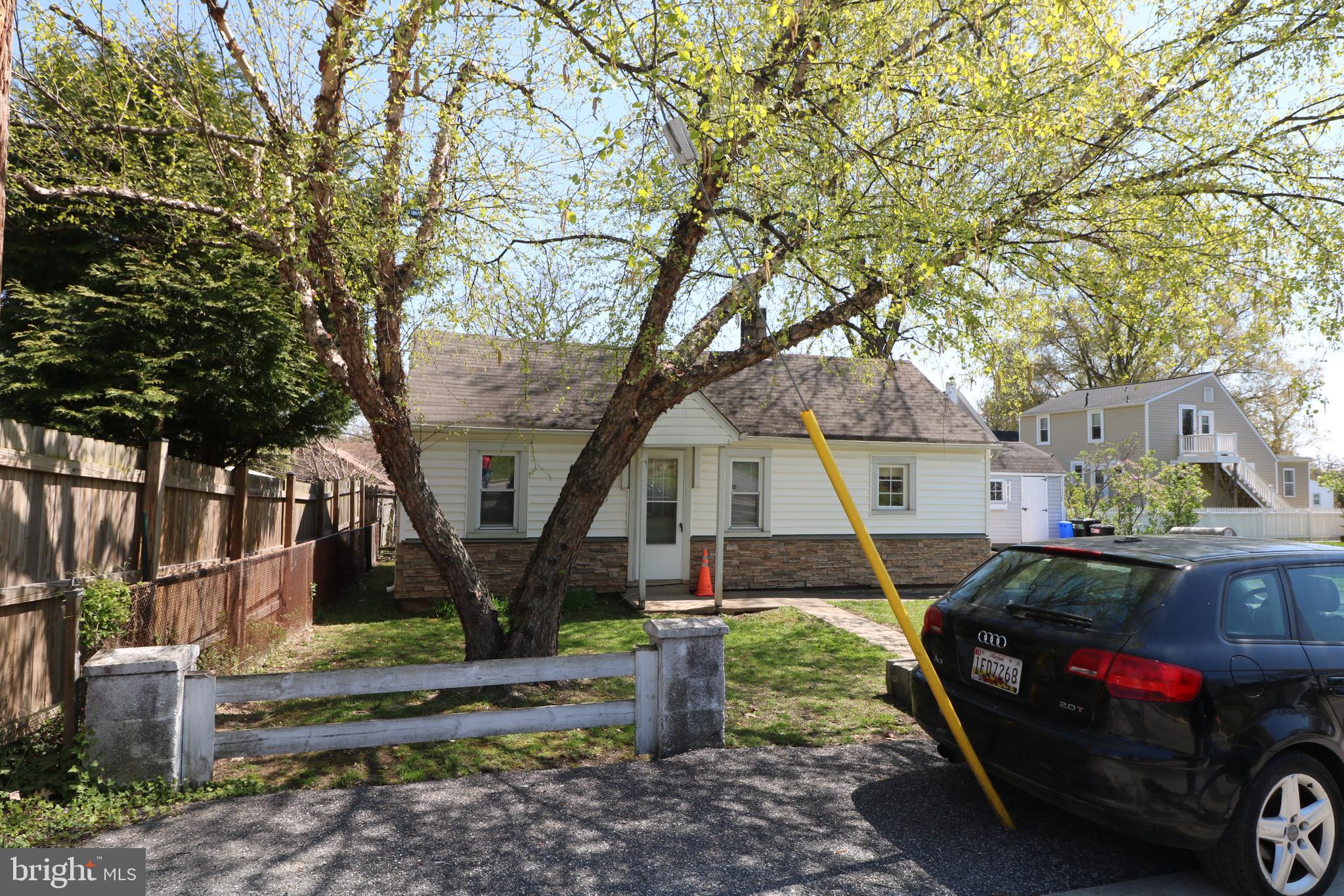HILLENDALE PARK - Residential