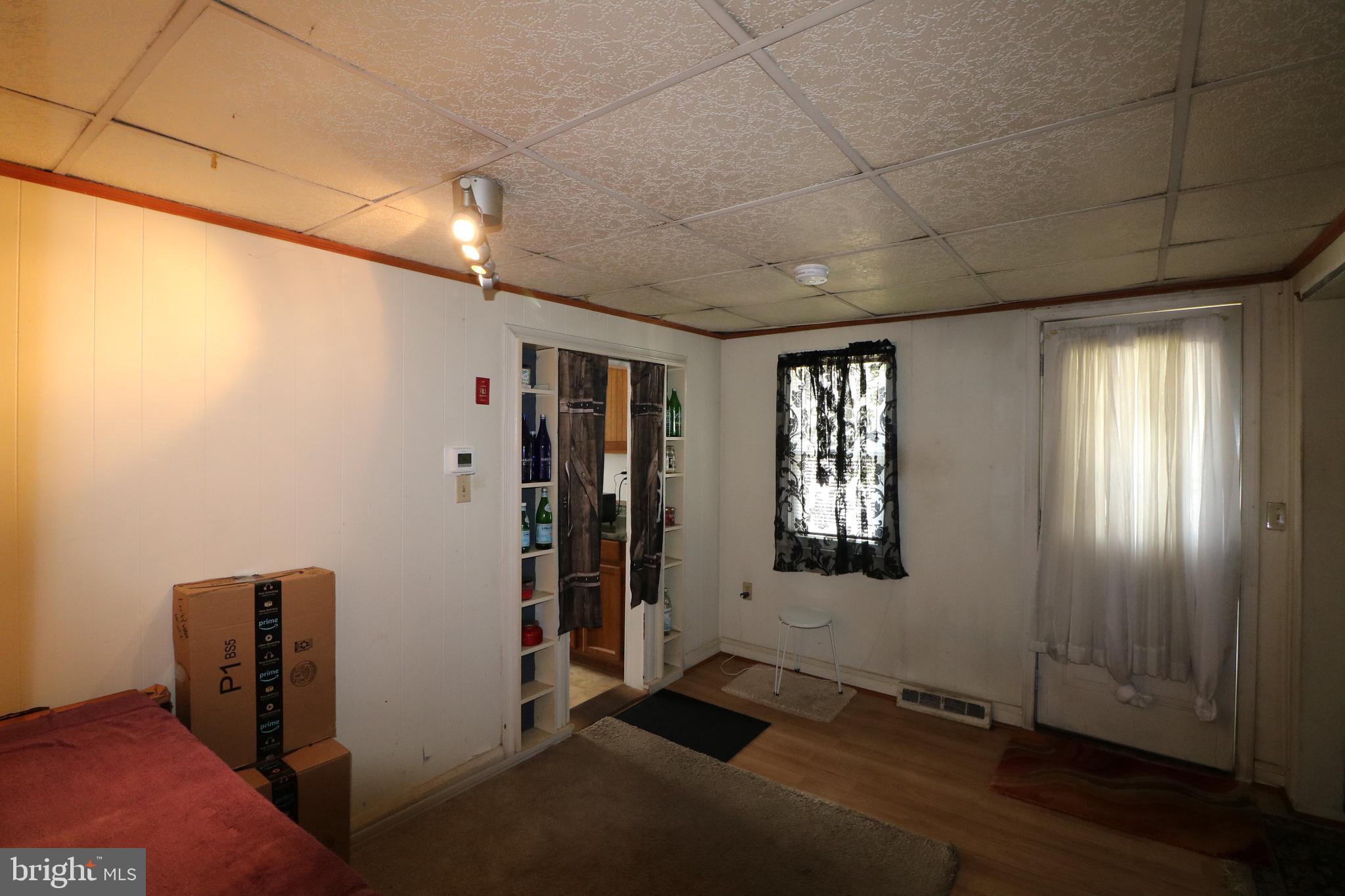 HILLENDALE PARK - Residential