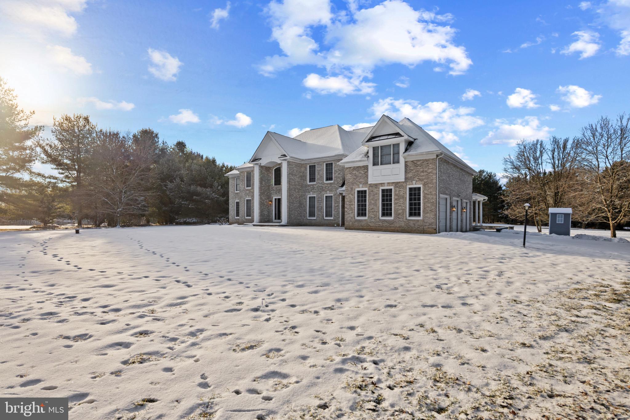 WATERMAN ESTATES - Residential