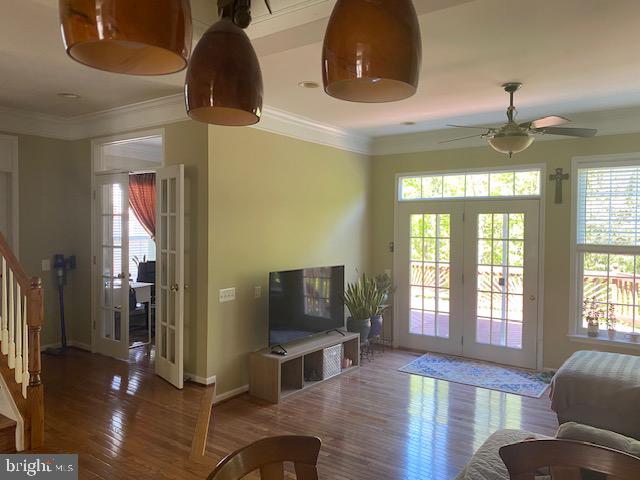 LOUDOUN PARKWAY CENTER - Residential Lease