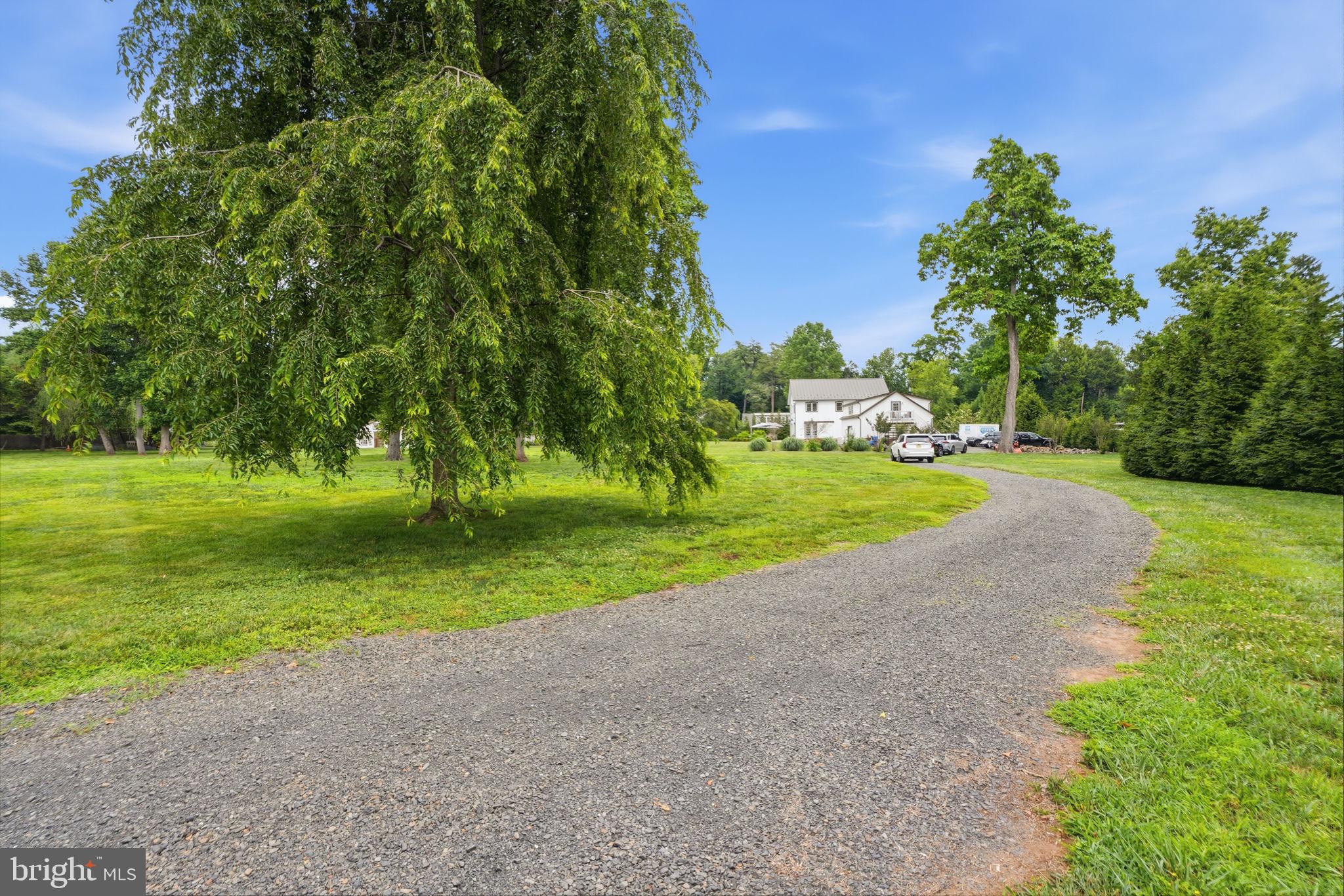 RIVER GLEN - Residential