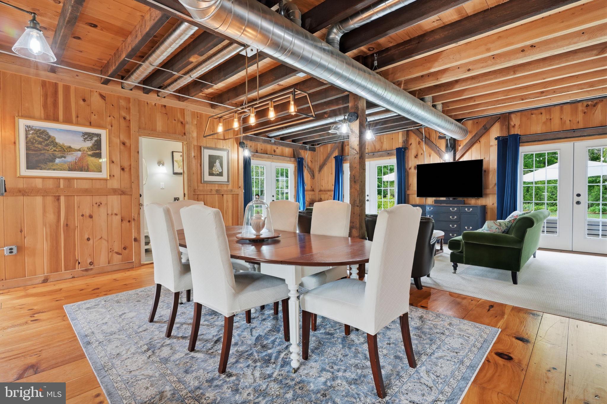 RIVER GLEN - Residential