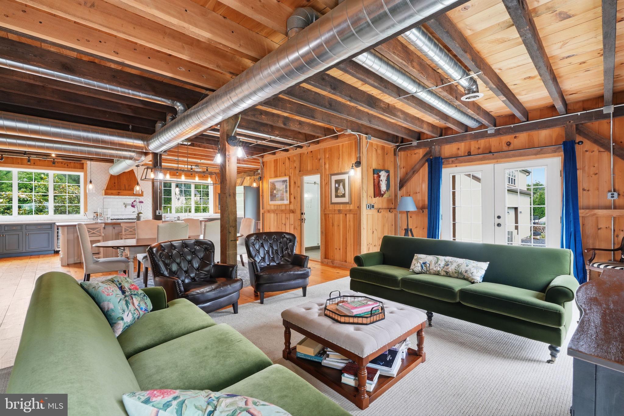 RIVER GLEN - Residential