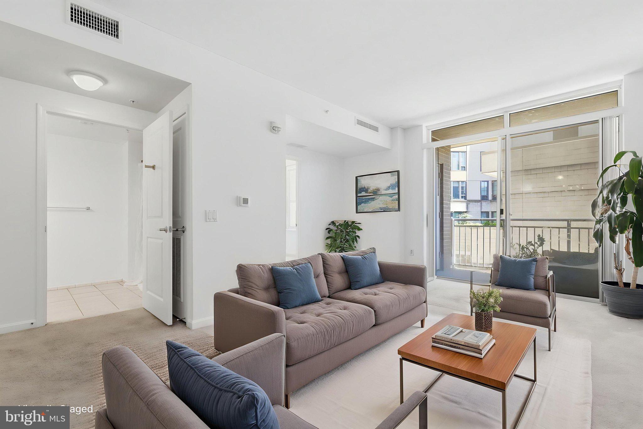 DOWNTOWN SILVER SPRING - Residential