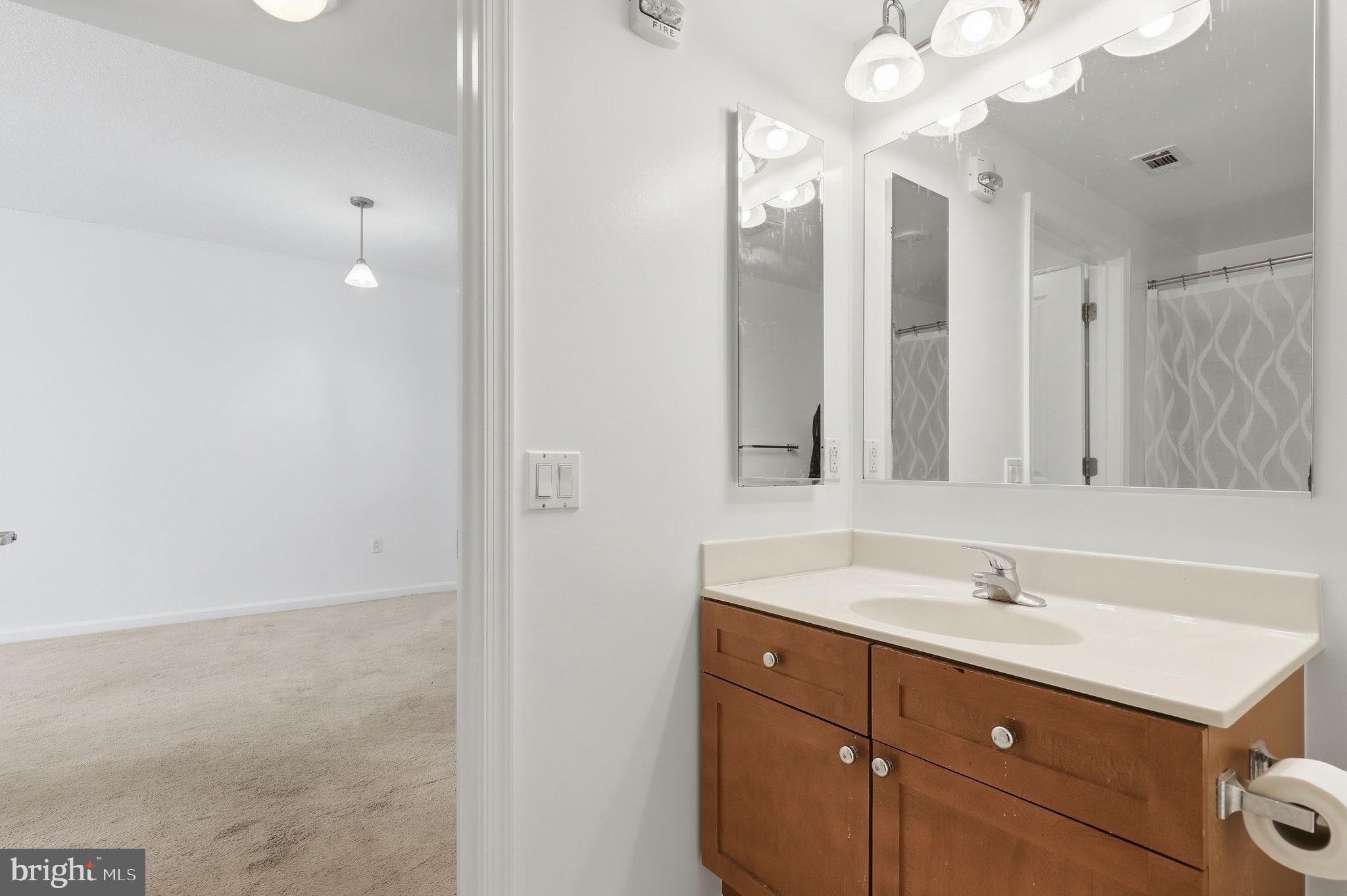 DOWNTOWN SILVER SPRING - Residential