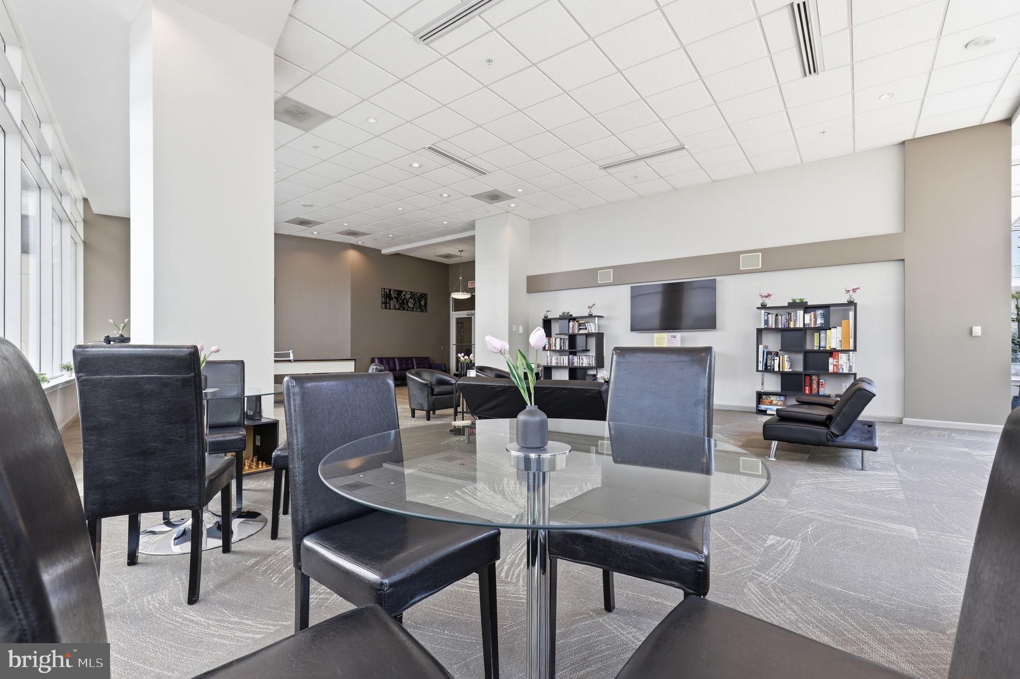 DOWNTOWN SILVER SPRING - Residential