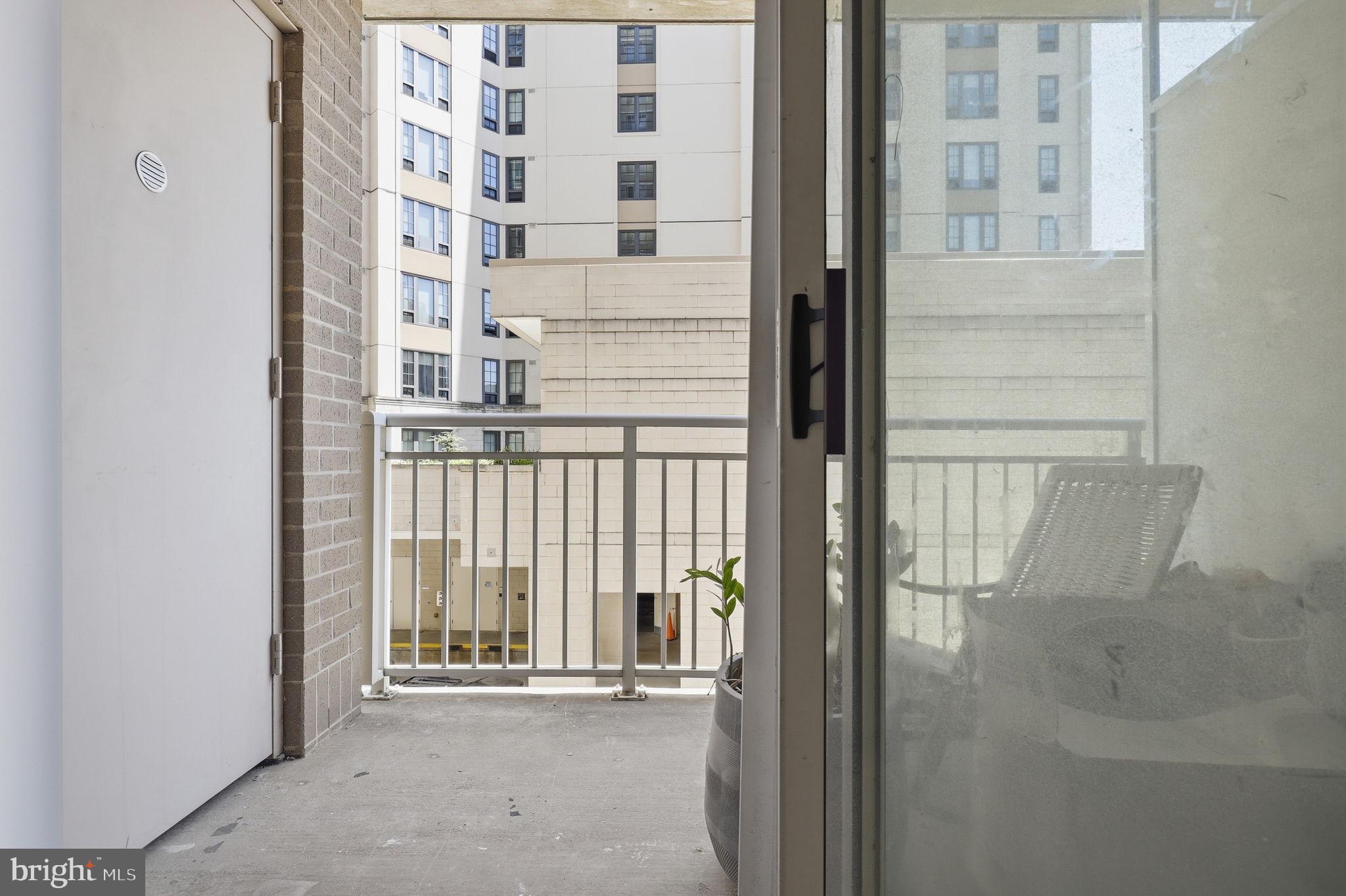 DOWNTOWN SILVER SPRING - Residential