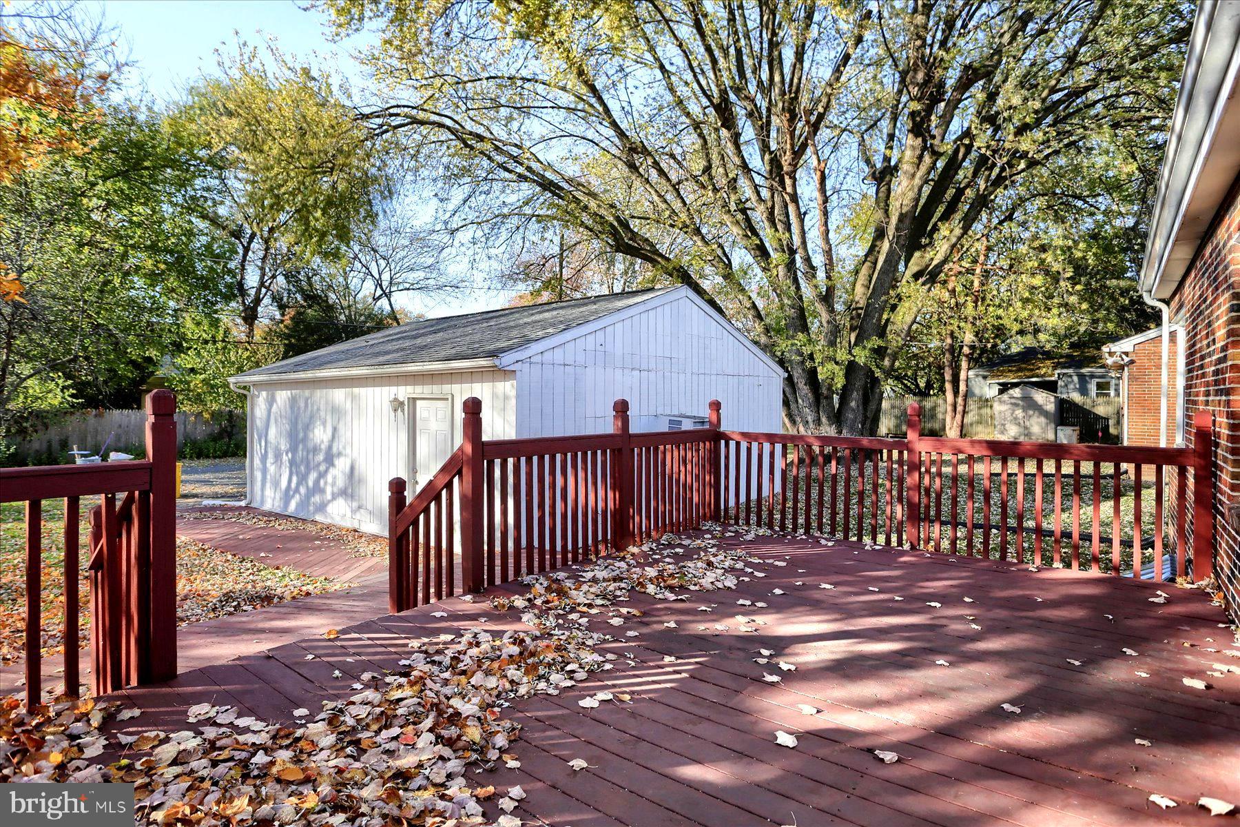 MONTROSE PARK - Residential