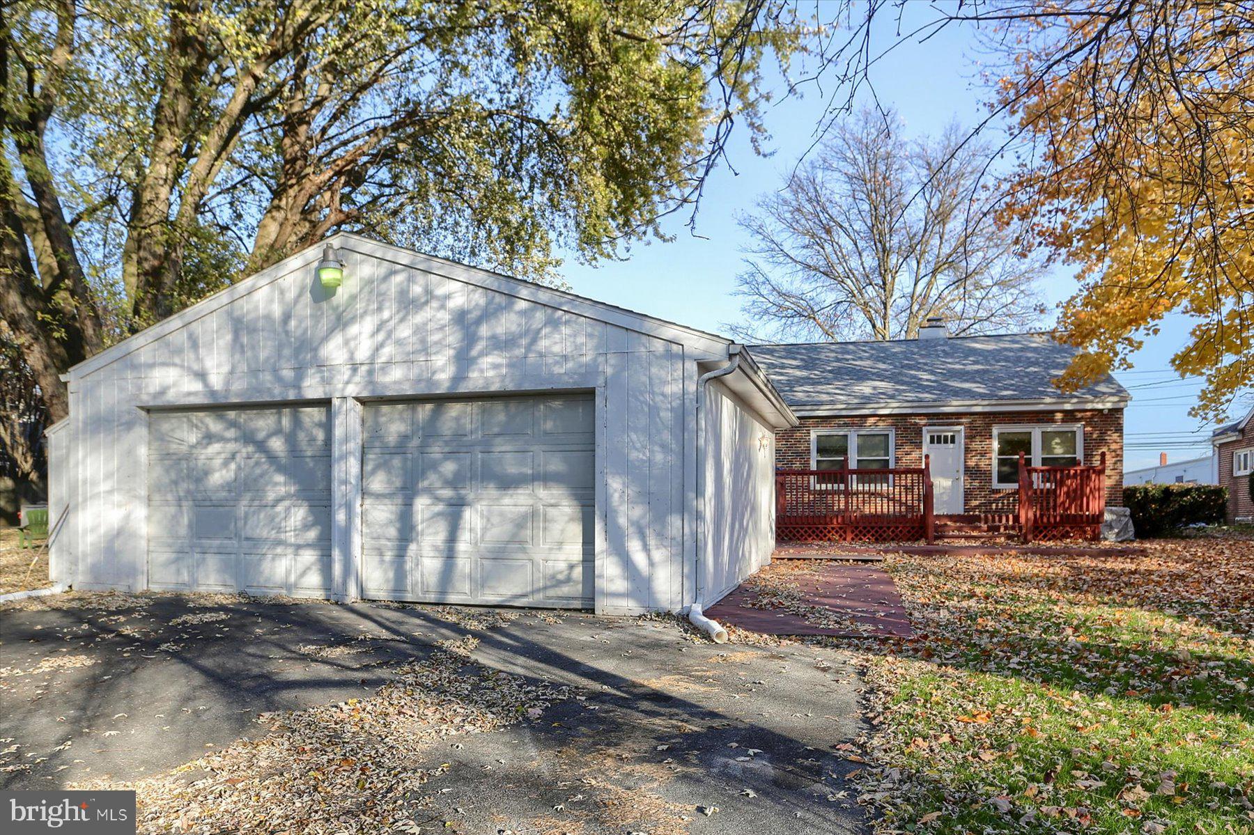 MONTROSE PARK - Residential