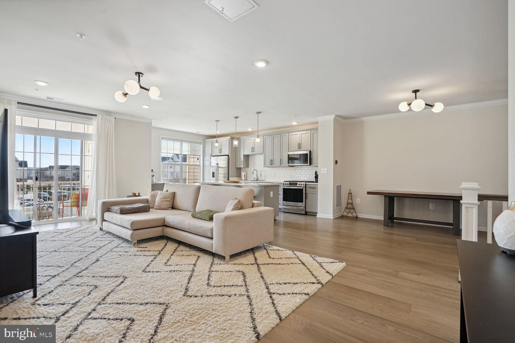 RIDGES AT LOUDOUN VALLEY - Residential Lease