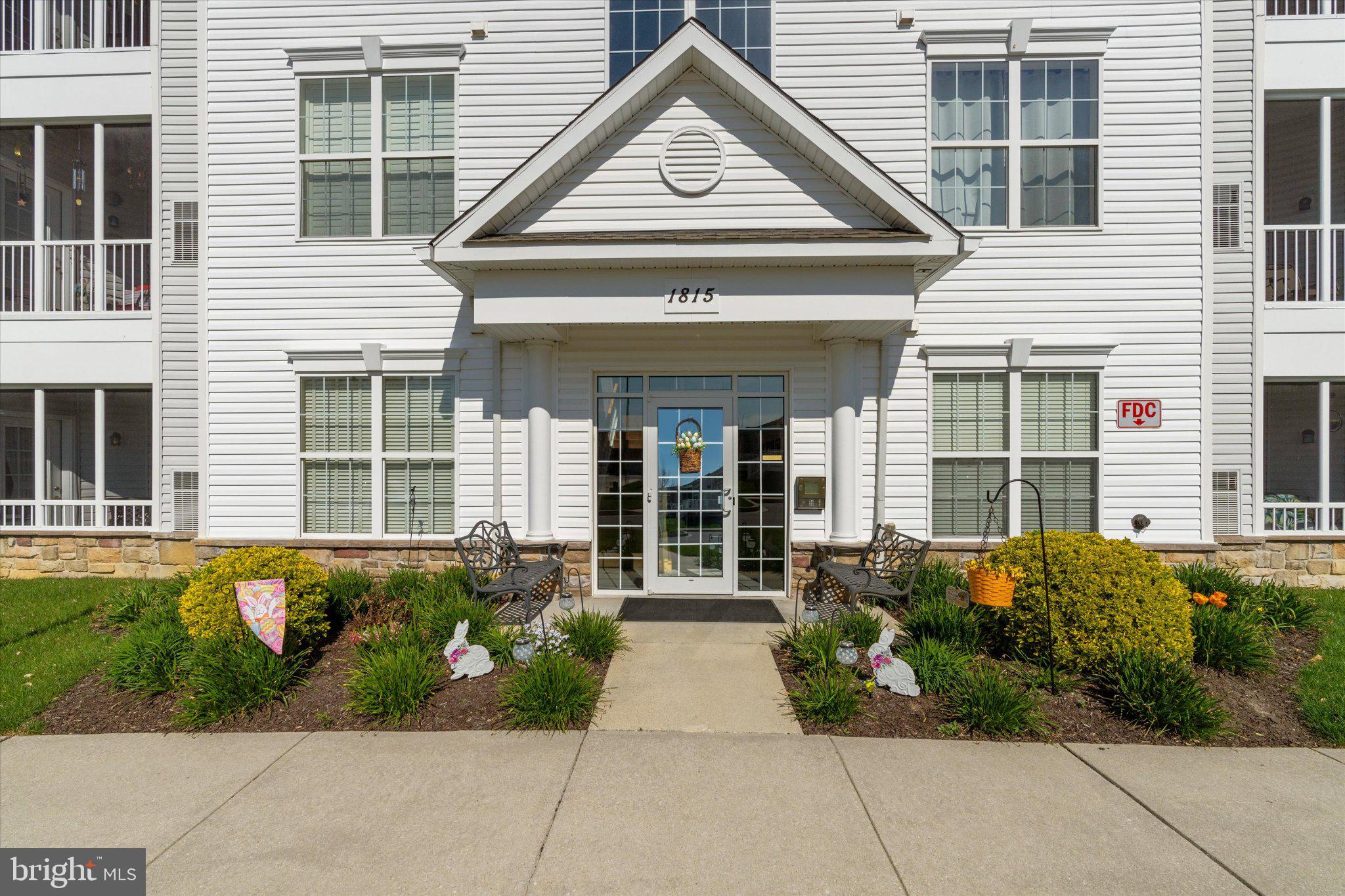 EMERALD HILLS - Residential