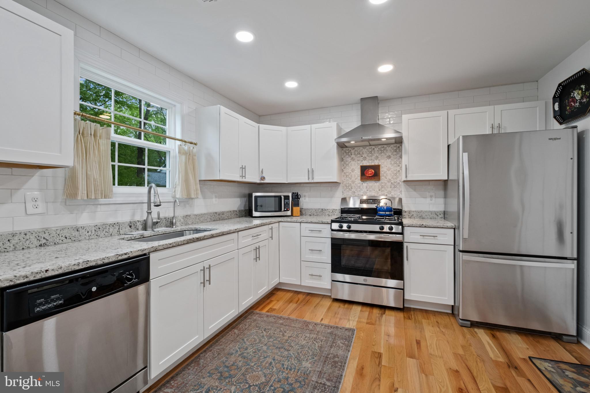 WATERMAN'S COVE - Residential