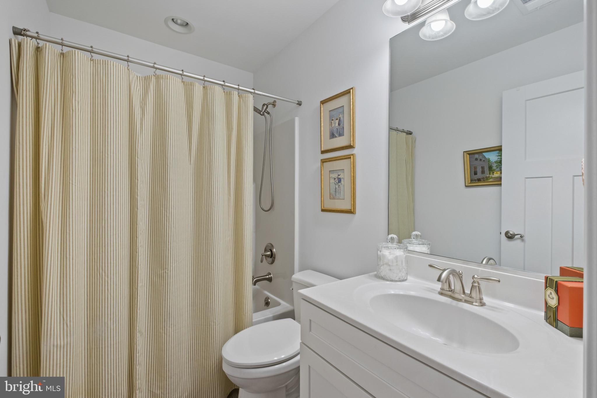 WATERMAN'S COVE - Residential
