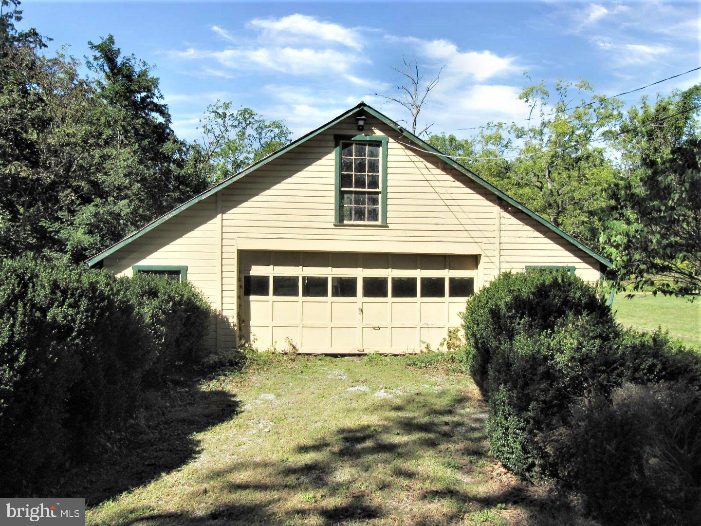 NONE, RURAL - Residential