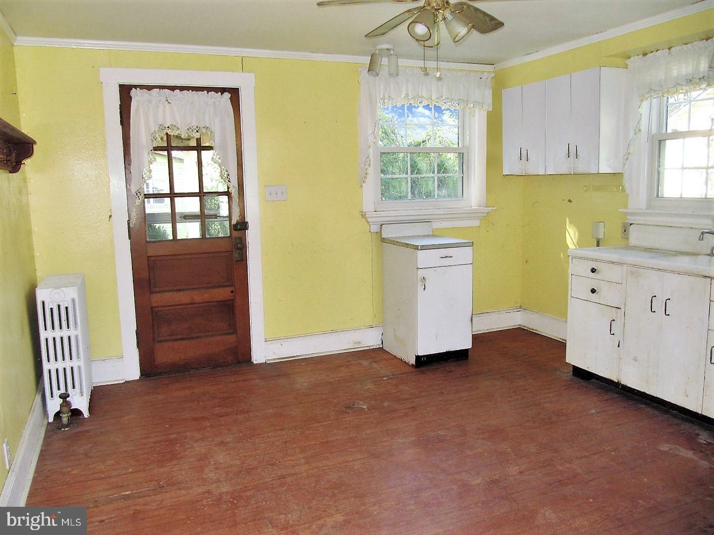 NONE, RURAL - Residential