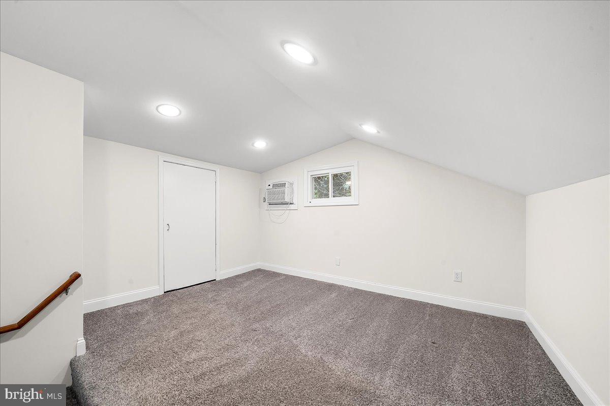 WESTGATE HILLS - Residential