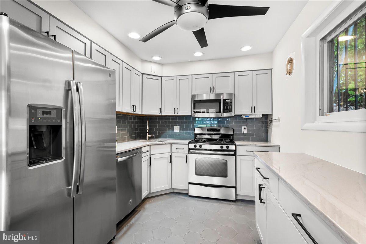 WESTGATE HILLS - Residential