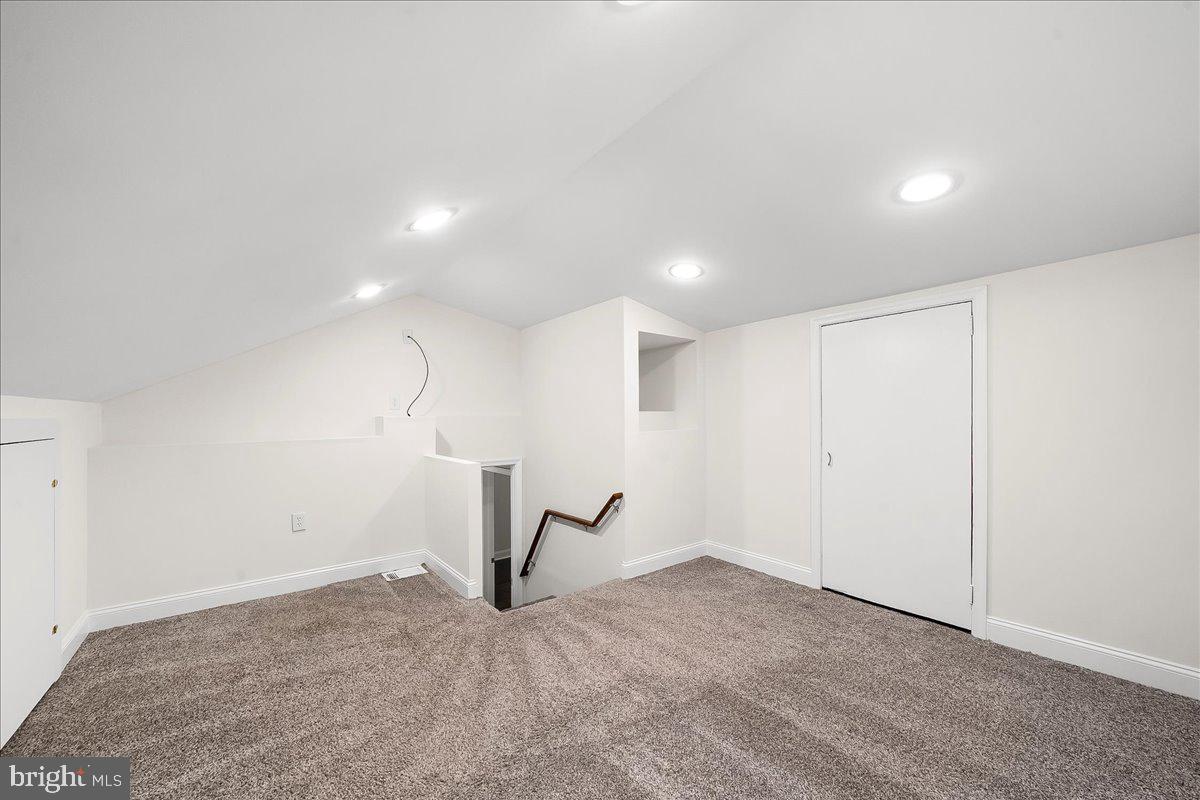 WESTGATE HILLS - Residential