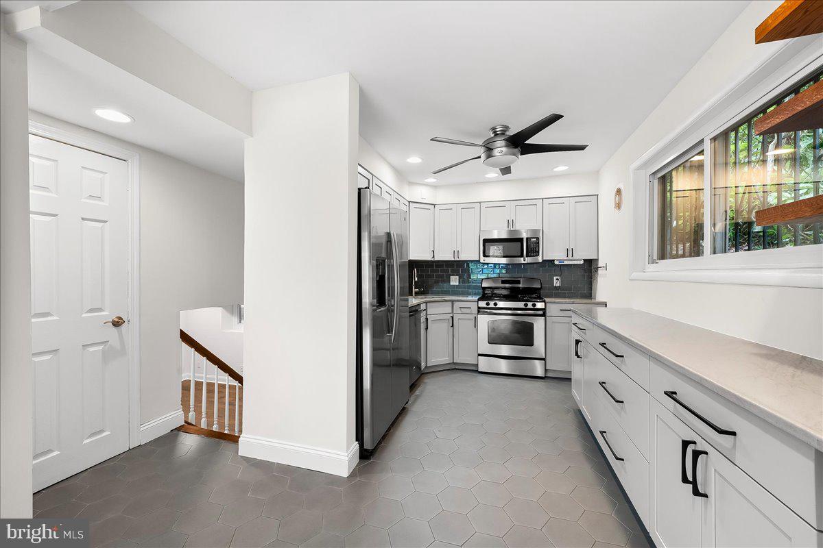 WESTGATE HILLS - Residential
