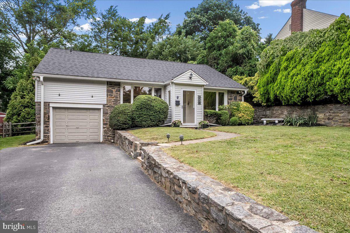 Looking for a move in ready home in one of the top school districts in Pennsylvania? Welcome to 326 Glen Ridge Rd, a spacious and well-maintained home nestled on a quiet street in one of Havertown's sought after neighborhoods, Westgate Hills. This house is ready for you - both full baths were partially renovated in 2024, the kitchen was redone the same year, and a brand new roof went on in April 2026. Hardwood floors run through the open layout on the first floor, the basement is finished and gives you real extra space and most of the windows have been replaced. Then there is the backyard -- a roomy, covered porch that serves as your private oasis through the spring and summer.

The Haverford Township School District ranks in the top 5% of public schools in Pennsylvania and is one of the most sought after districts in the Philadelphia suburbs. Center City, the airport, and regional rail are all an easy drive from here. Come check it out.