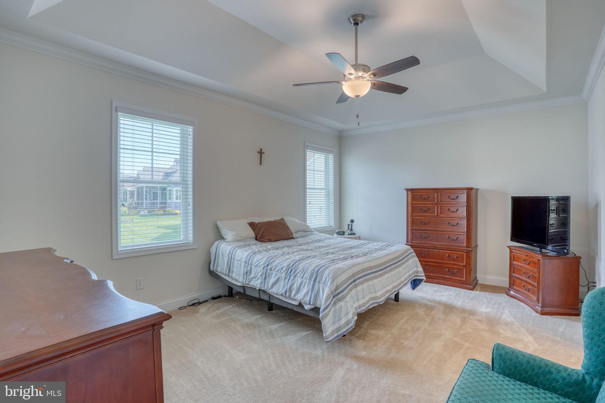 SOLITUDES ON WHITES CREEK - Residential
