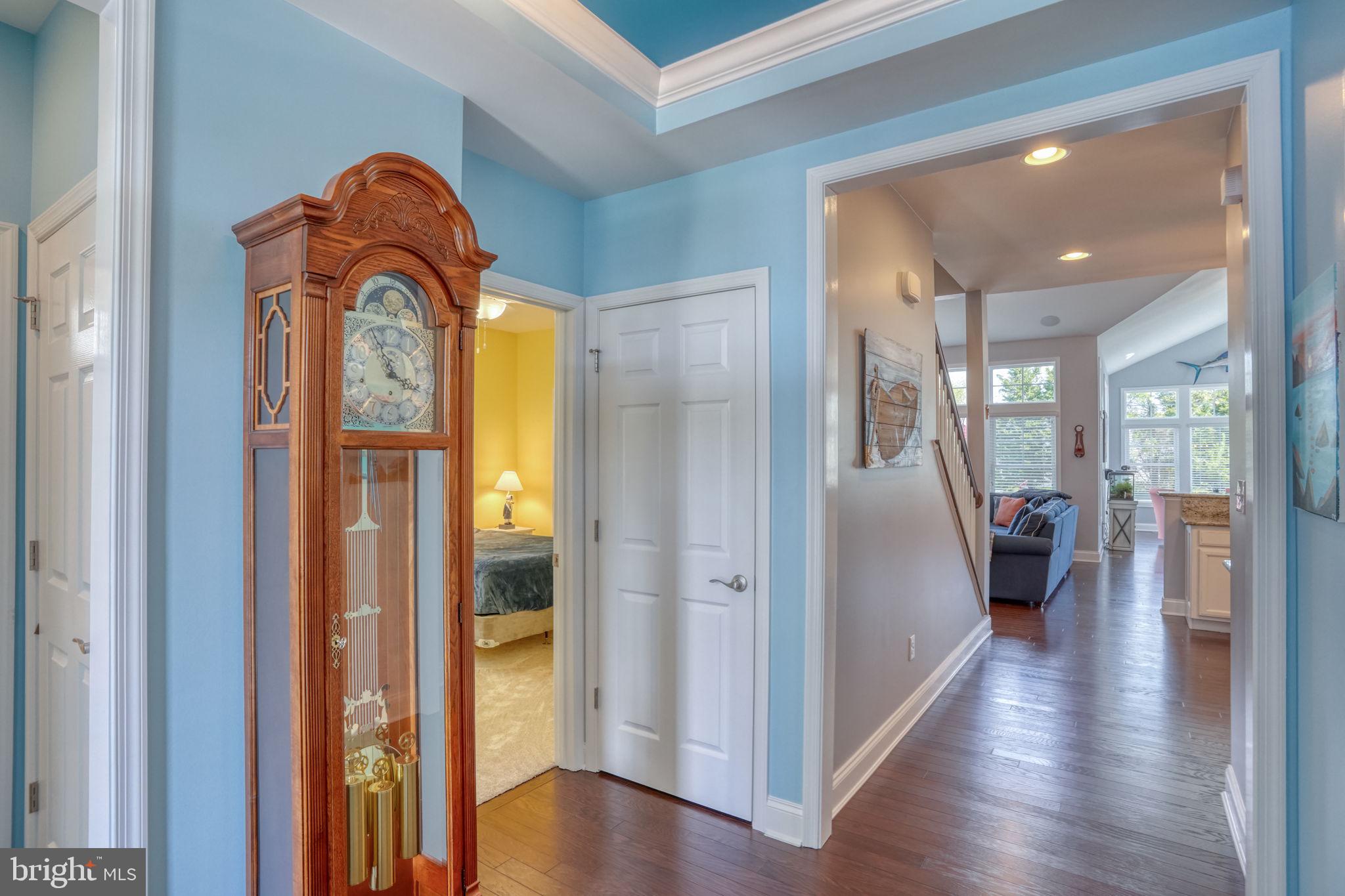 SOLITUDES ON WHITES CREEK - Residential