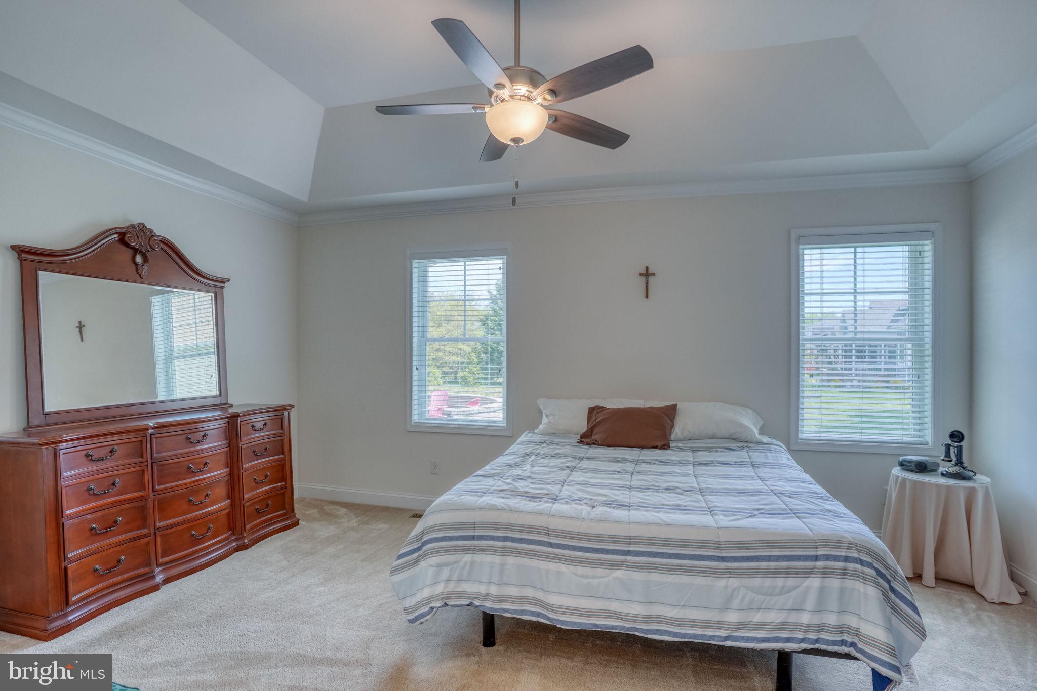 SOLITUDES ON WHITES CREEK - Residential