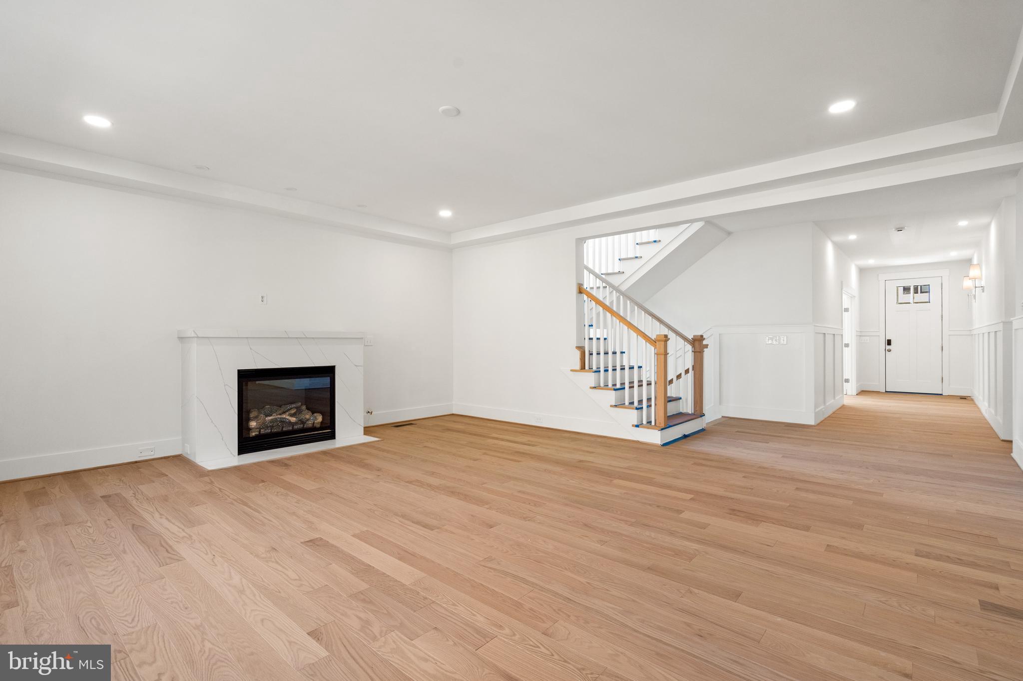 GLENCARLYN - Residential