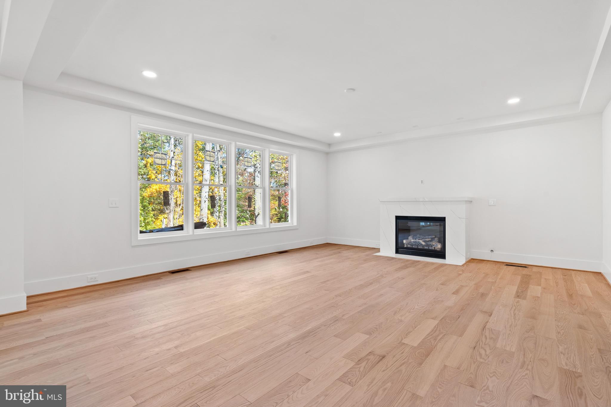 GLENCARLYN - Residential