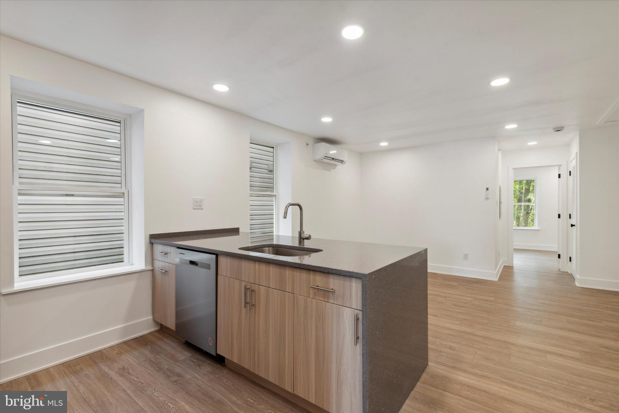 GARDEN COURT - Residential Income