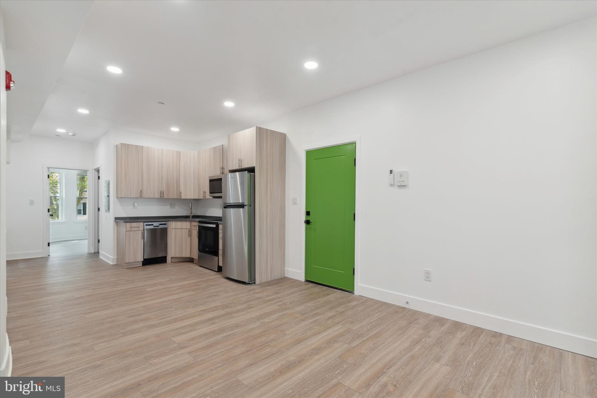 GARDEN COURT - Residential Income