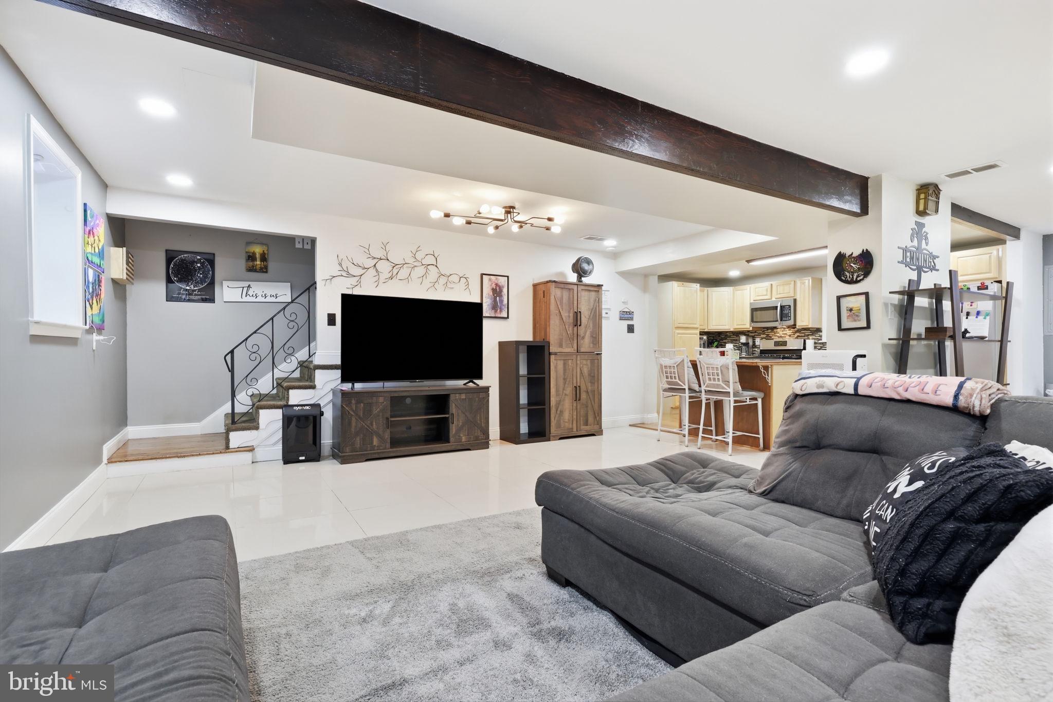 PINE TREE FARMS - Residential