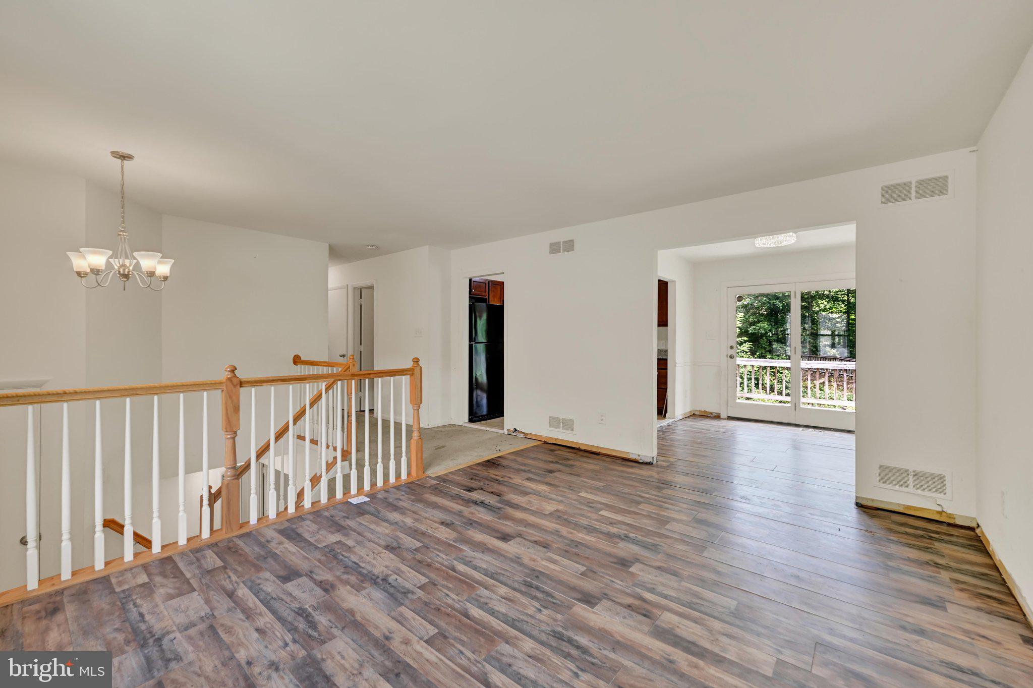 CHATHAM HILLS - Residential