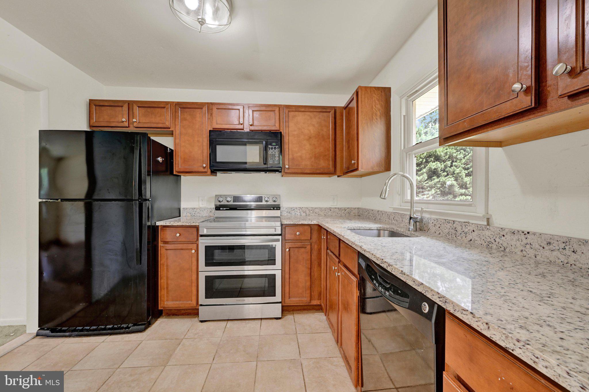 CHATHAM HILLS - Residential