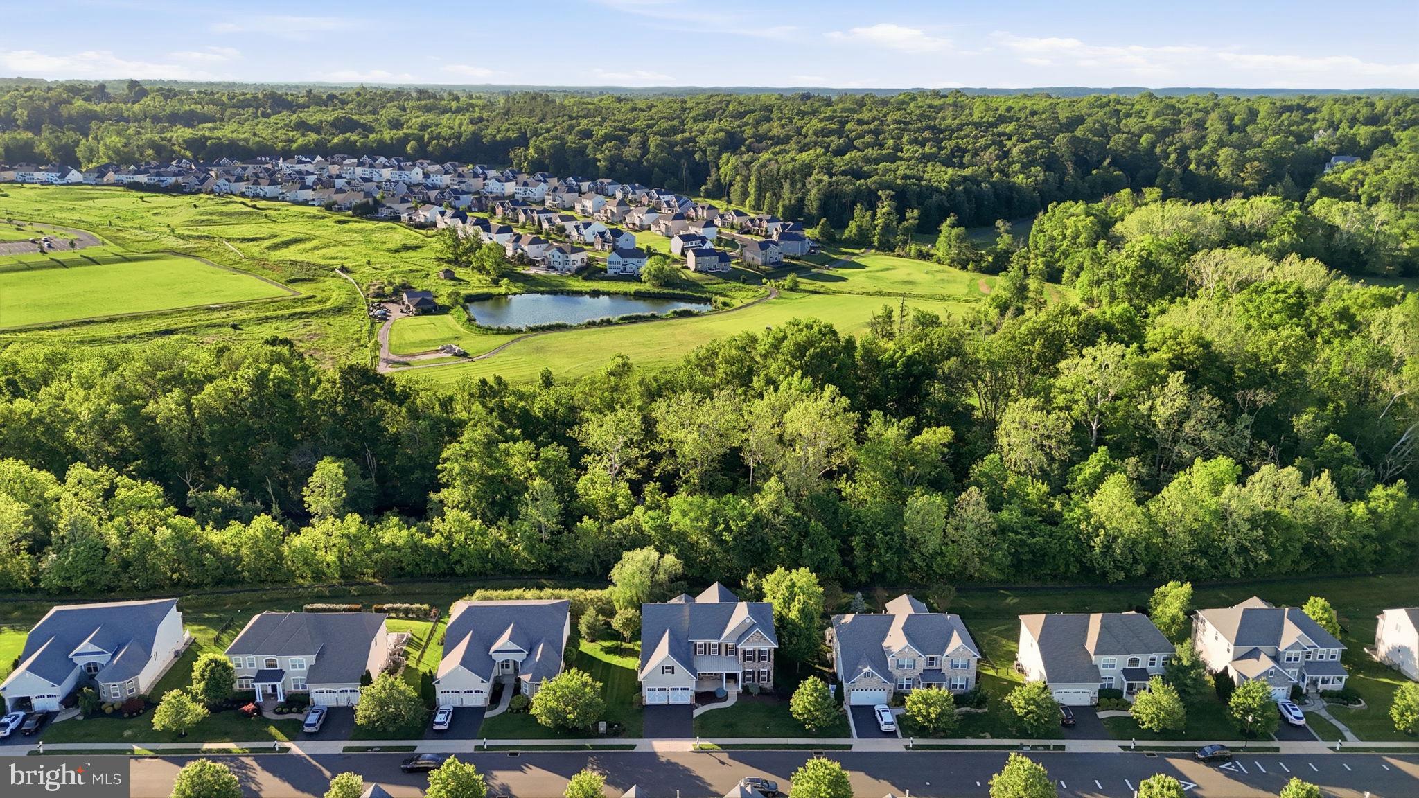 GOLF CLUB ESTATES - Residential