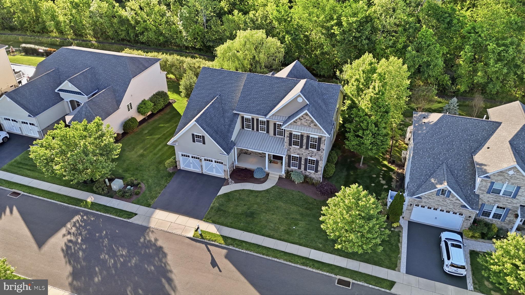 GOLF CLUB ESTATES - Residential